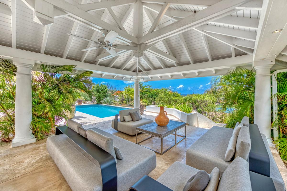 St Martin luxury Villa - Outdoor living room